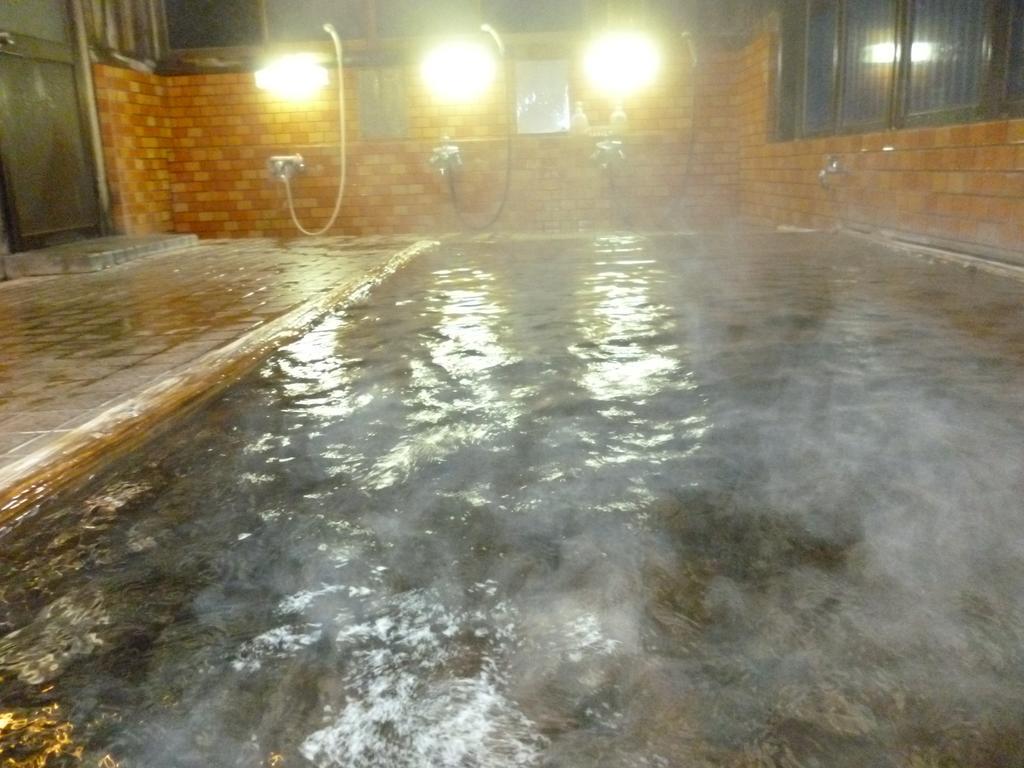 Uotoshi Ryokan Яманути Экстерьер фото